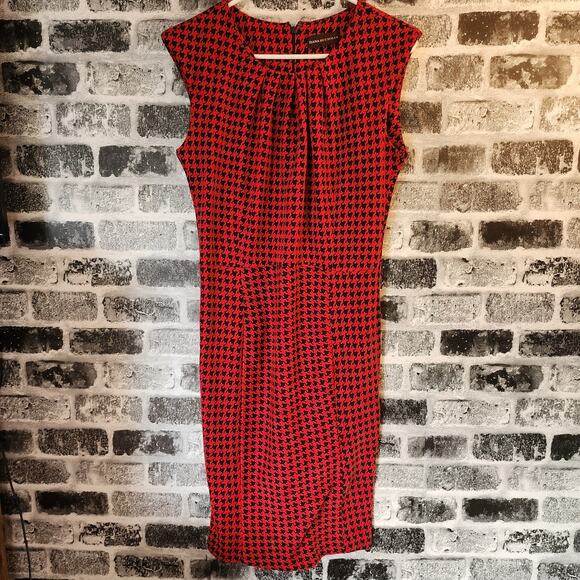 Dana Buchman Houndstooth Red & Black Pleaded Cap Sleeve Neck Line Dress - Picture 1 of 4